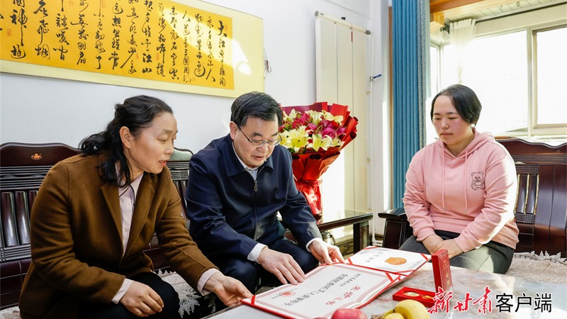 胡昌升調研檢查安全生產、保供穩價并走訪慰問 壓緊壓實責任 注重細節管理 為人民群眾營造安定祥和節日環境